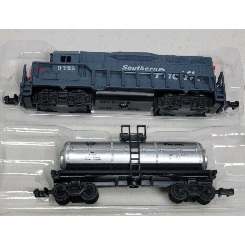 SOUTHERN PACIFIC Locomotive N Scale With Tank Car High Speed Metal